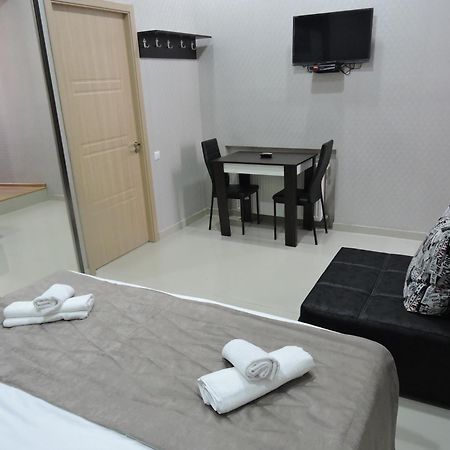 Hotel Care Inn Tbilisi Buitenkant foto